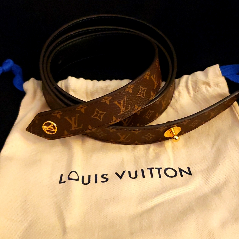 **SOLD** LV Tie The Knot 25MM Reversible Belt